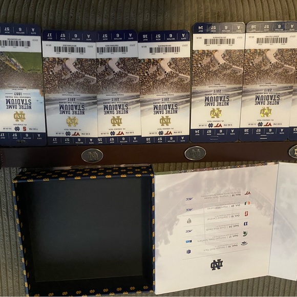 Norte Dame football memorabilia. Belt and tickets from previous years. - Picture 4 of 4